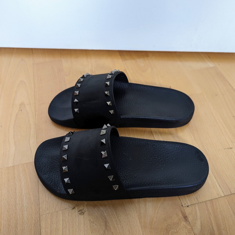 Valentino black Rubber Studded Accent slides - 41
